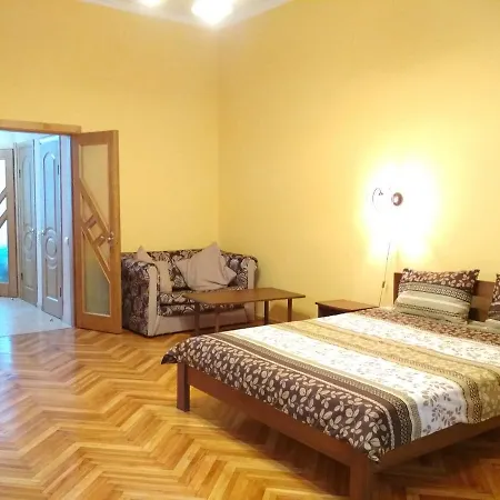 On Virmens'ka Street Διαμέρισμα